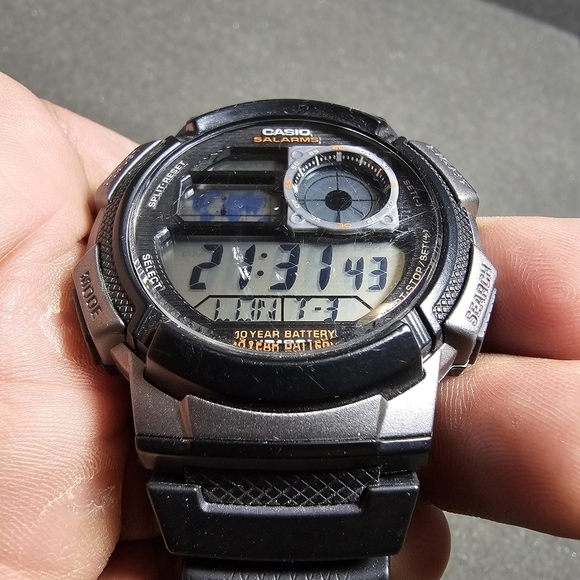 CASIO AE-1000W 3198 Men’s Quartz World Time Digital WR 100M Watch Working shows - Picture 2 of 9